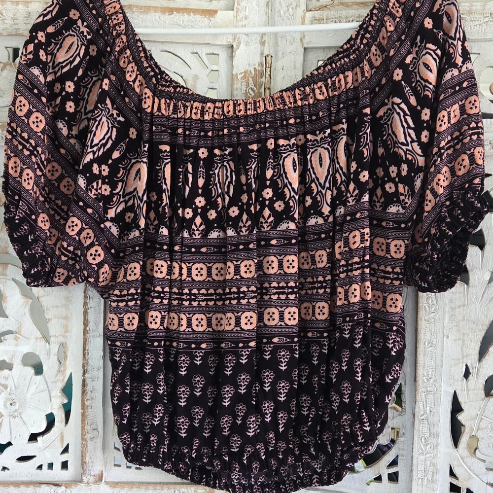 Spell Gypsiana Off The Shoulder Top, NWT, XS